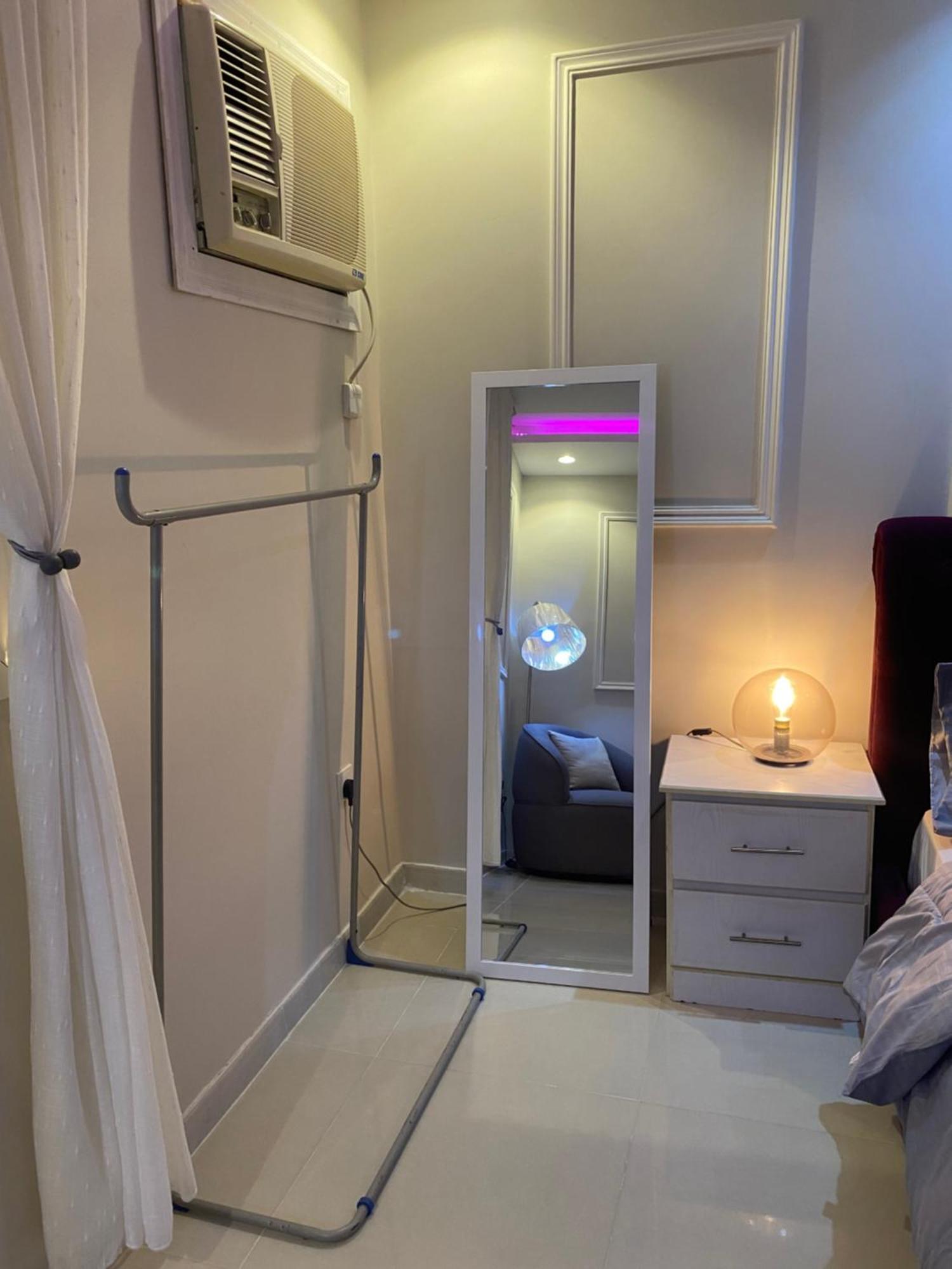 يقع في مدينة الساحليه * Jeddah
